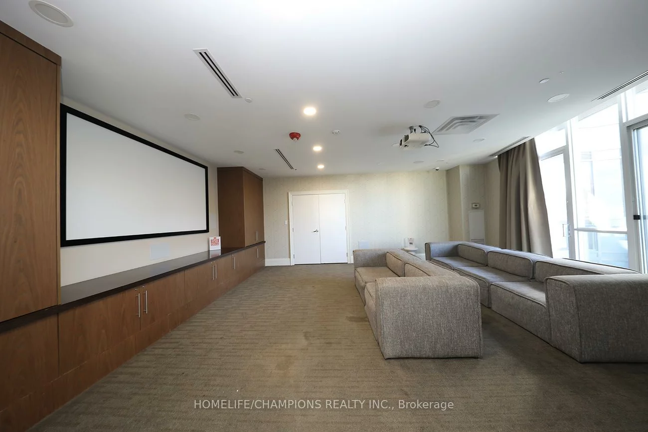 20, Bruyeres, Waterfront Communities C1, Toronto