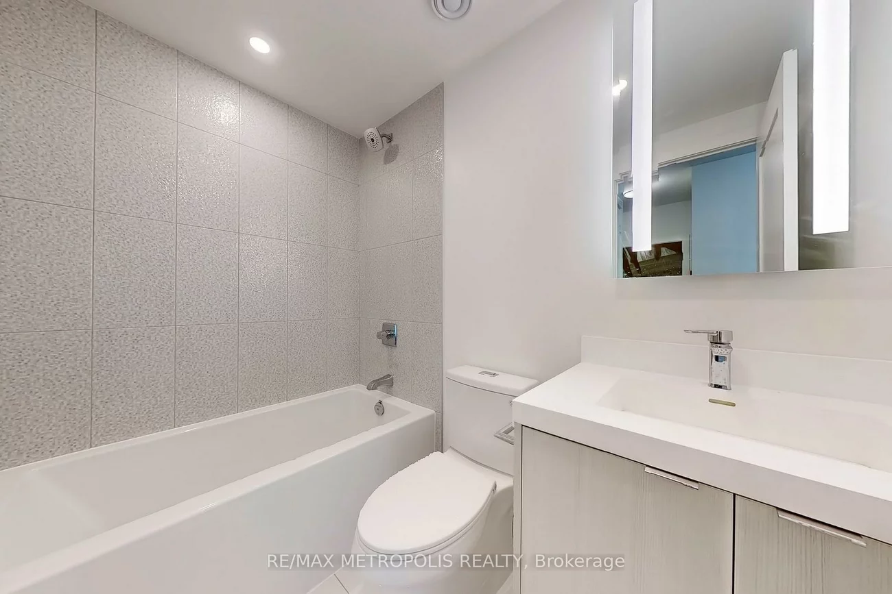 20, Inn On The Park, Banbury-Don Mills, Toronto