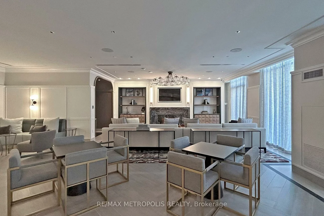 20, Inn On The Park, Banbury-Don Mills, Toronto