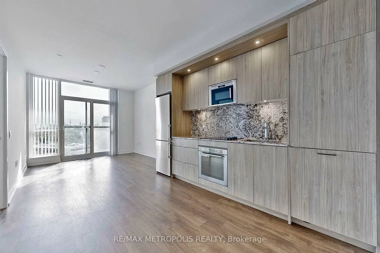 20, Inn On The Park, Banbury-Don Mills, Toronto