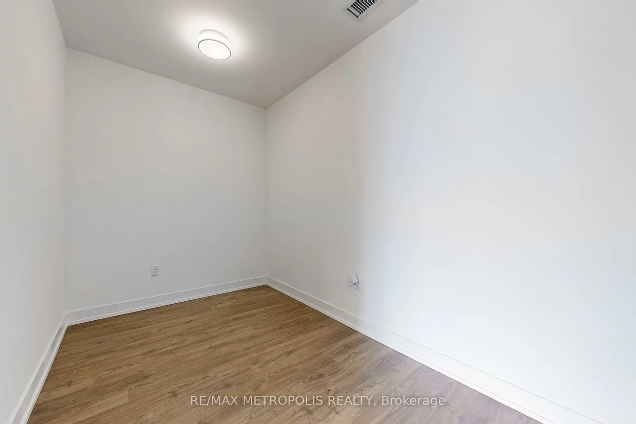 20, Inn On The Park, Banbury-Don Mills, Toronto