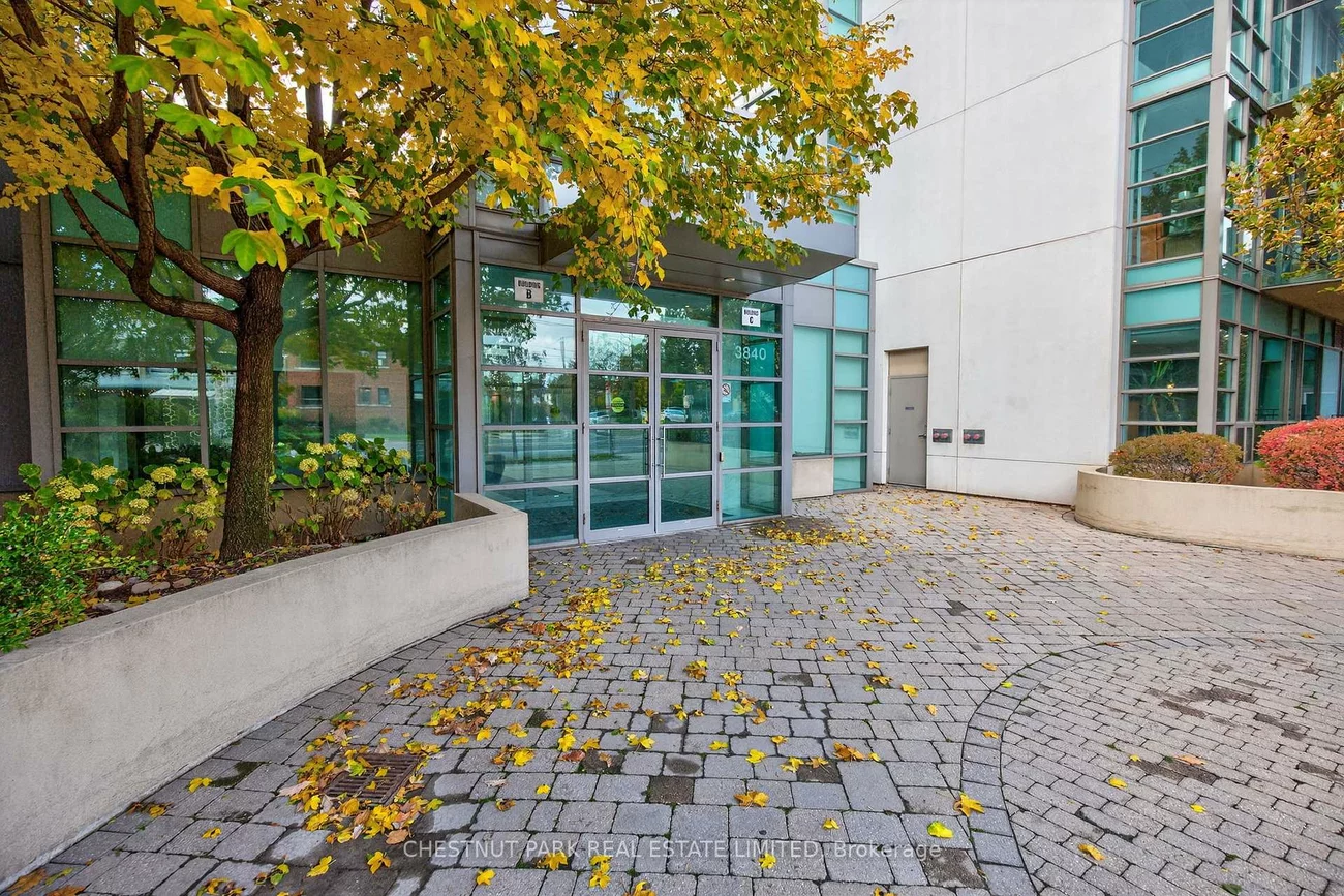 3840, Bathurst, Clanton Park, Toronto