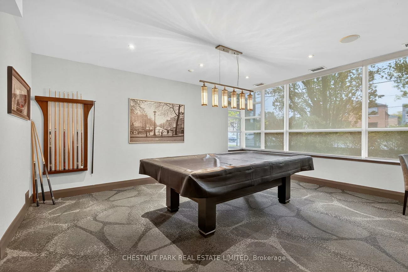 3840, Bathurst, Clanton Park, Toronto