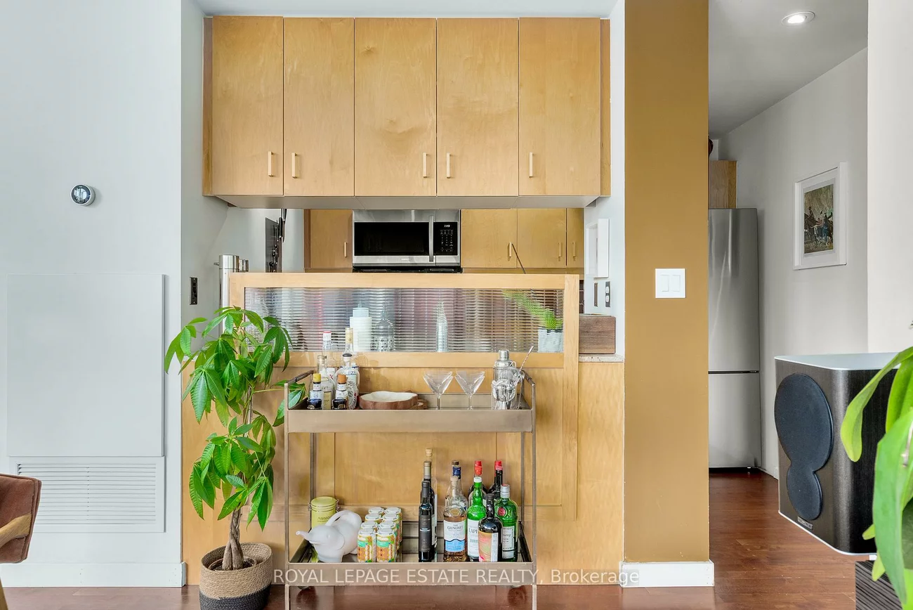 281, Mutual, Church-Yonge Corridor, Toronto