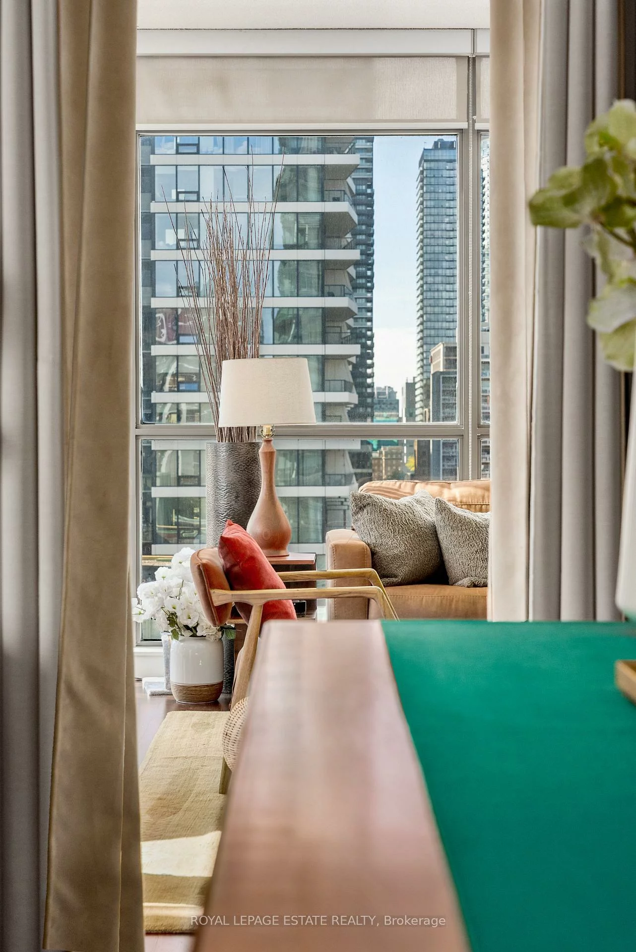 281, Mutual, Church-Yonge Corridor, Toronto