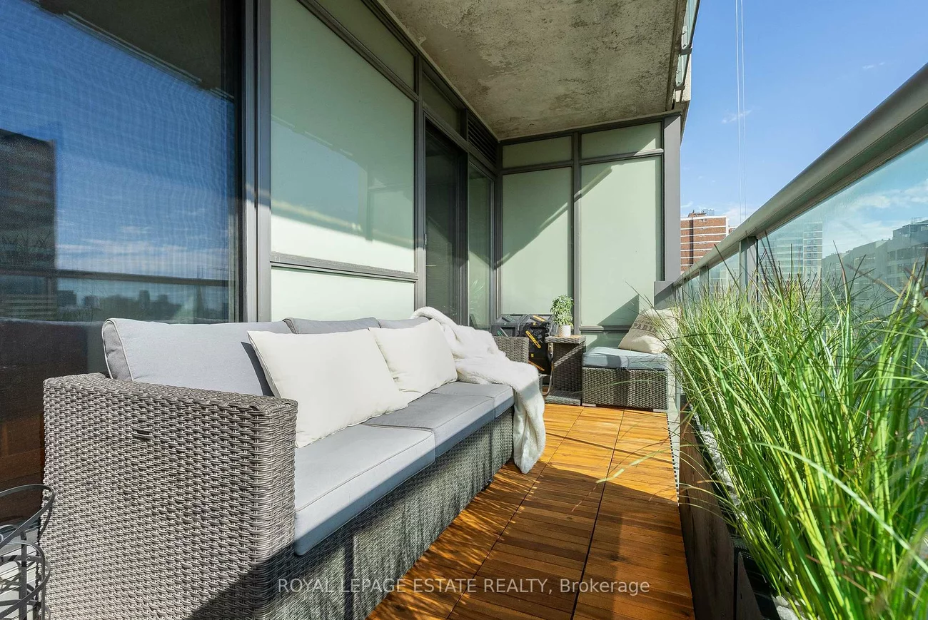 281, Mutual, Church-Yonge Corridor, Toronto