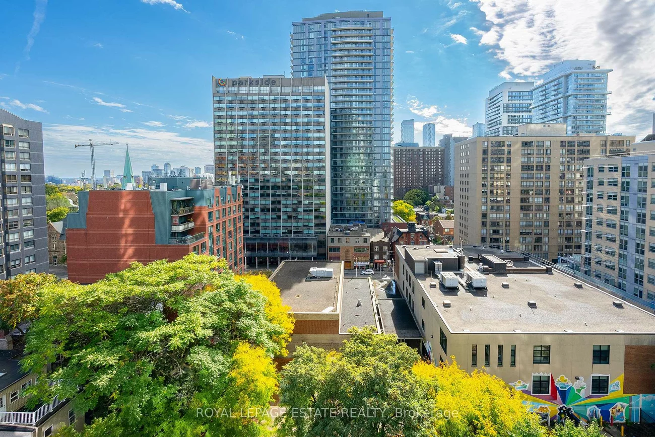 281, Mutual, Church-Yonge Corridor, Toronto