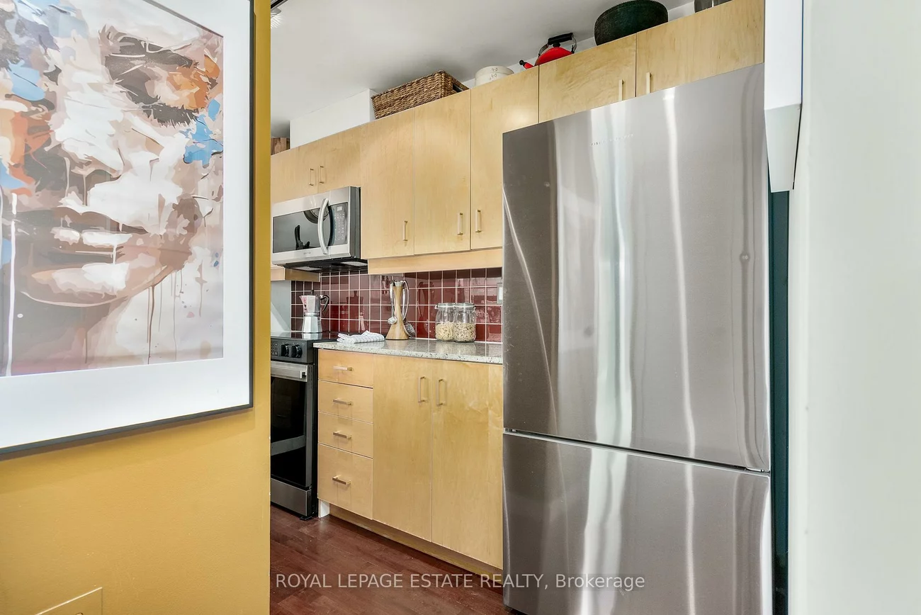 281, Mutual, Church-Yonge Corridor, Toronto