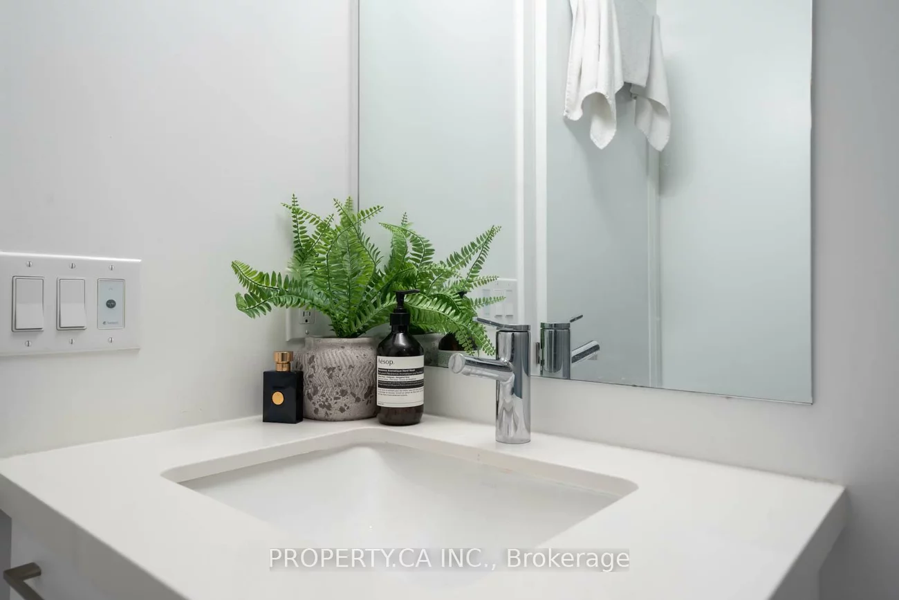 33, Frederick Todd, Leaside, Toronto