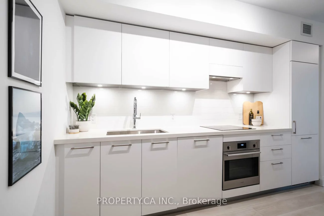 33, Frederick Todd, Leaside, Toronto