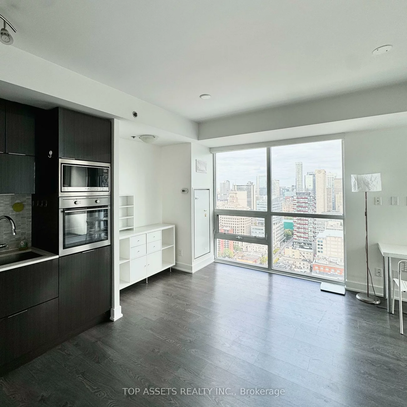 318, Richmond, Waterfront Communities C1, Toronto