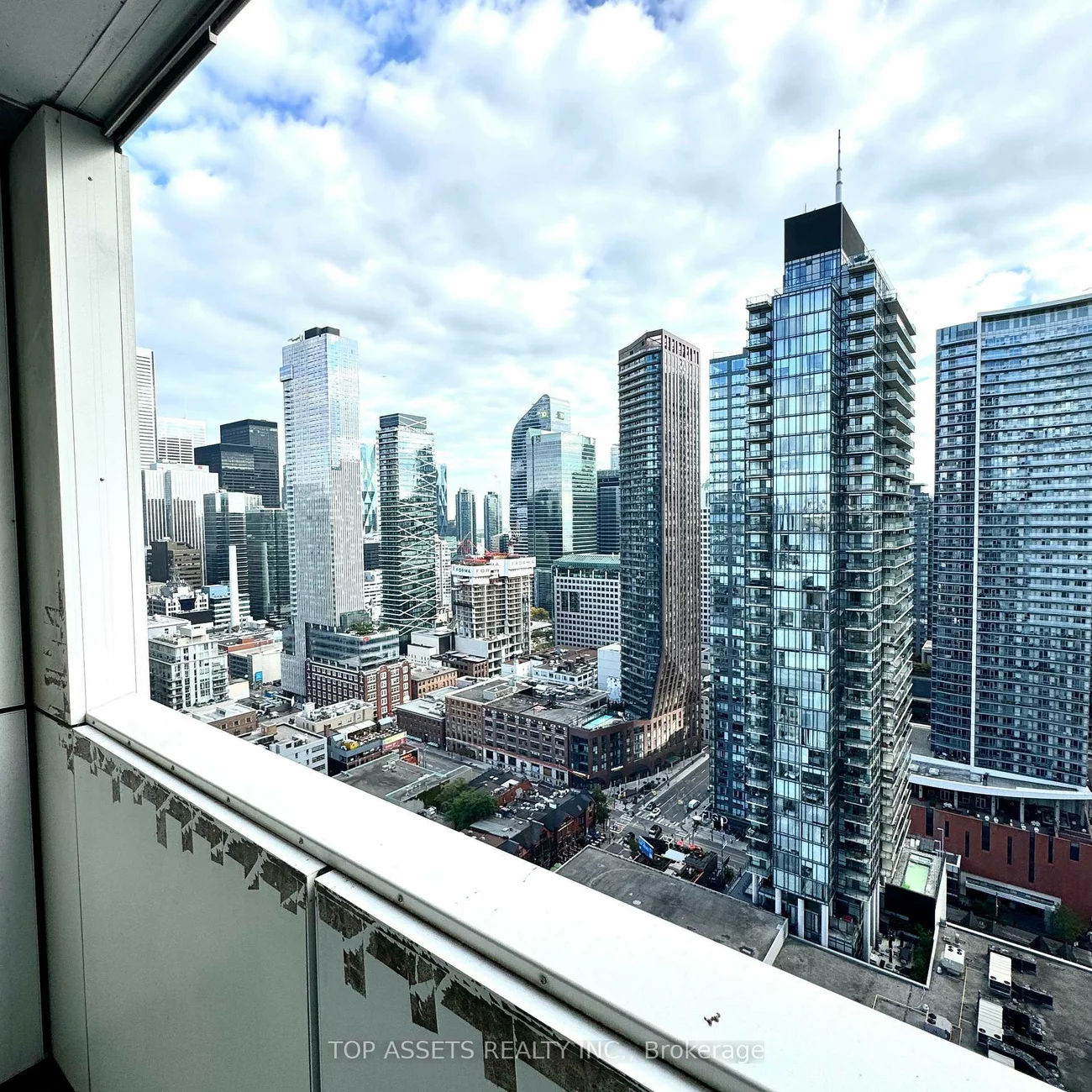 318, Richmond, Waterfront Communities C1, Toronto