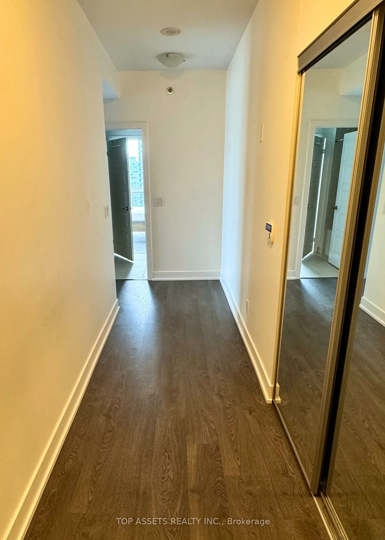 318, Richmond, Waterfront Communities C1, Toronto