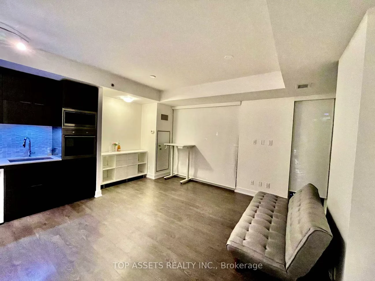 318, Richmond, Waterfront Communities C1, Toronto