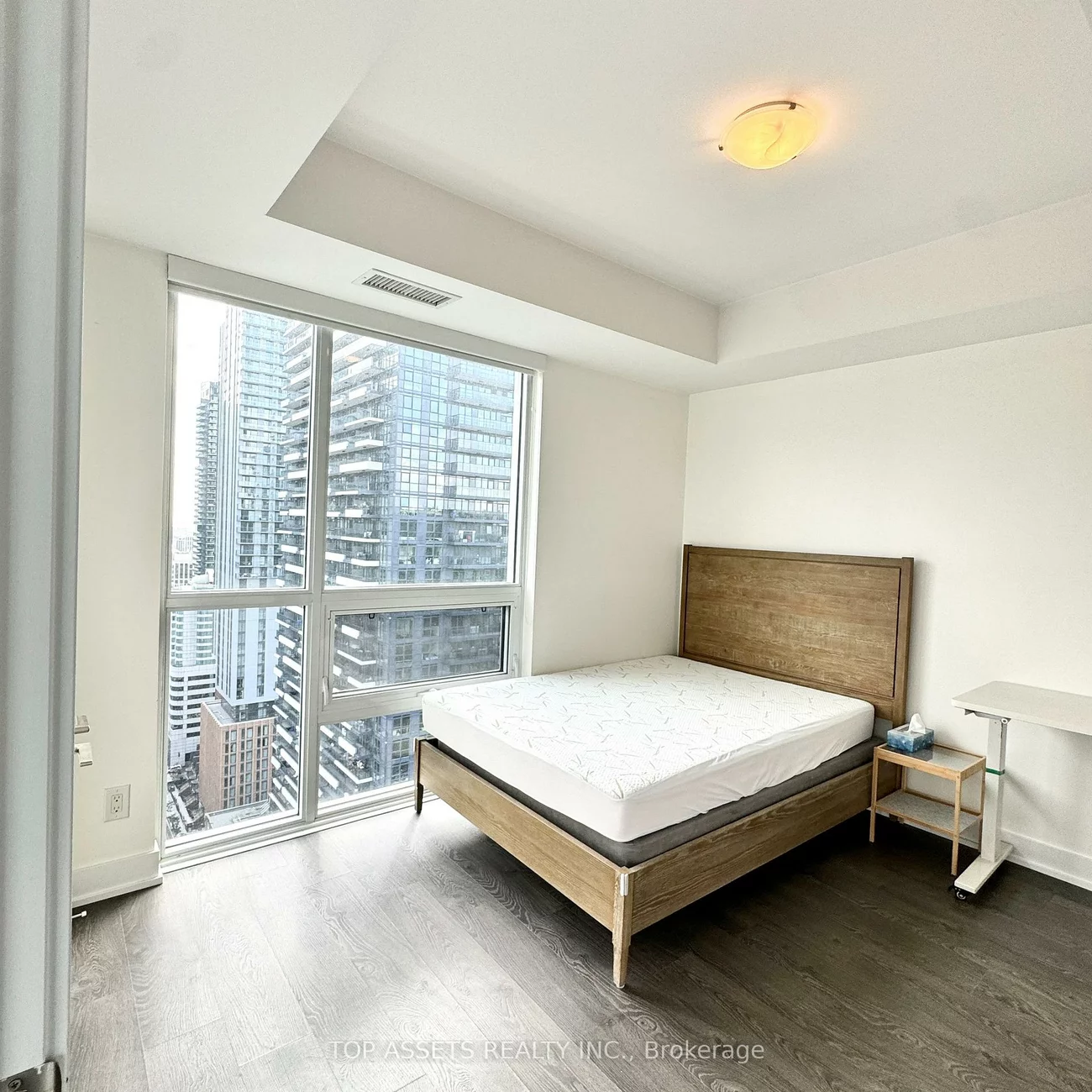 318, Richmond, Waterfront Communities C1, Toronto