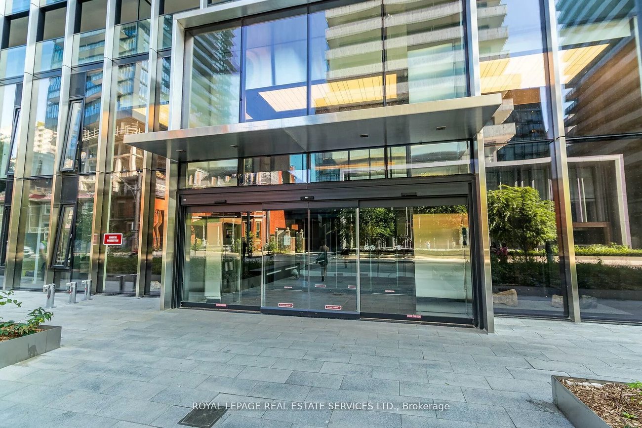 55, Charles, Church-Yonge Corridor, Toronto