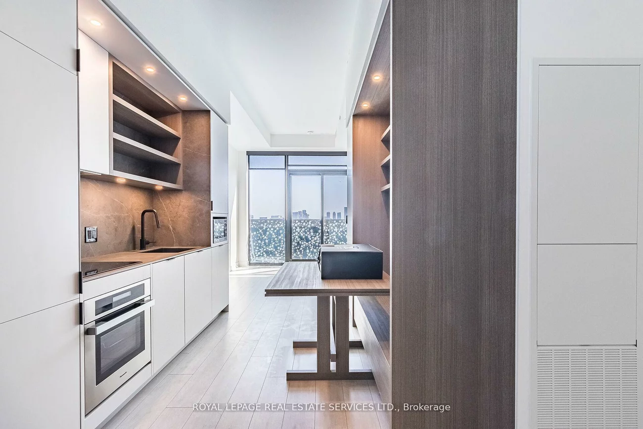 55, Charles, Church-Yonge Corridor, Toronto