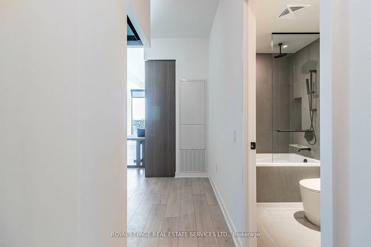 55, Charles, Church-Yonge Corridor, Toronto