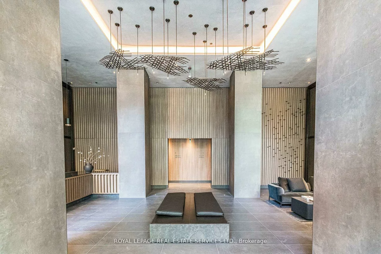 55, Charles, Church-Yonge Corridor, Toronto