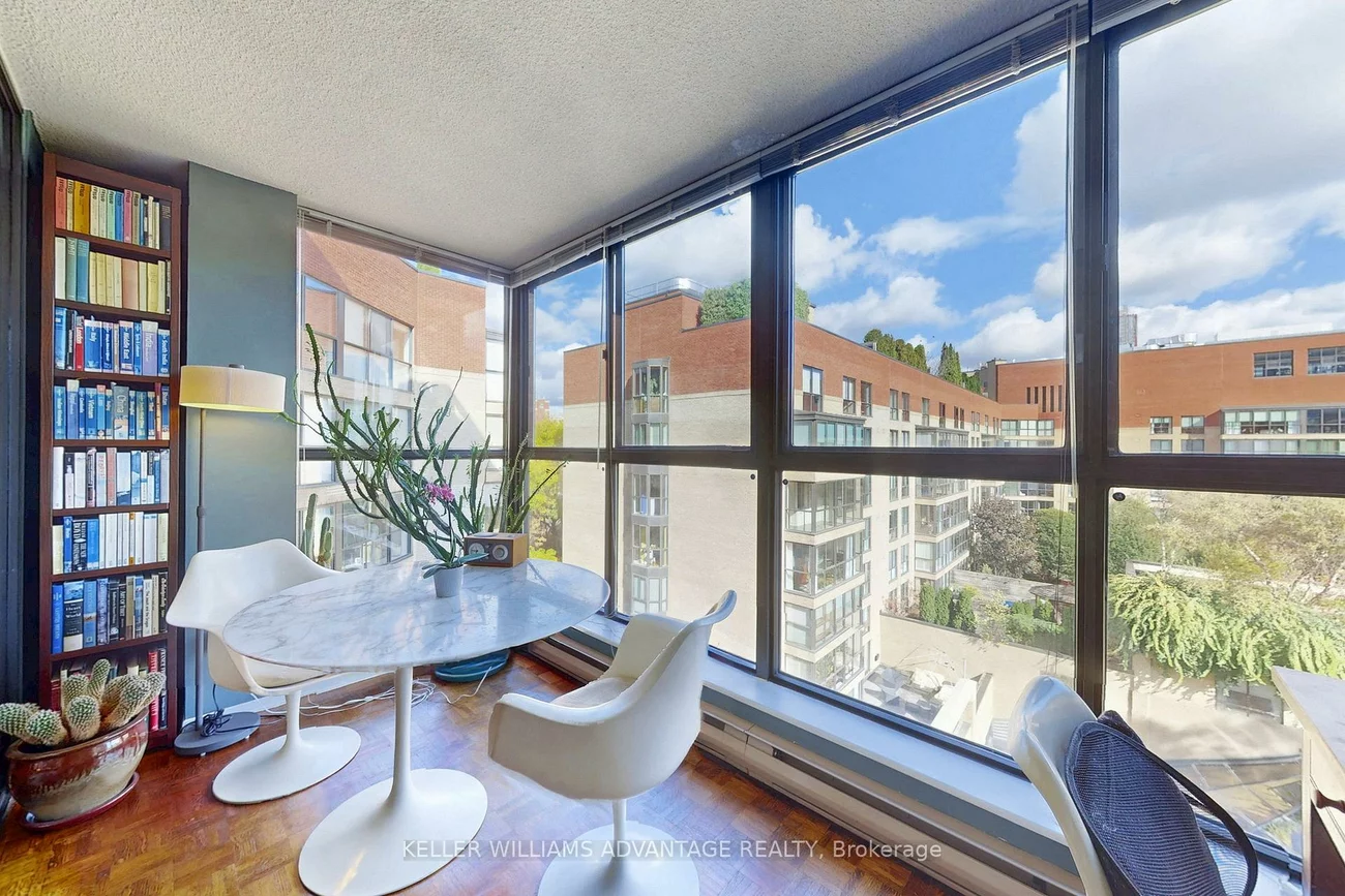 35, Church, Church-Yonge Corridor, Toronto