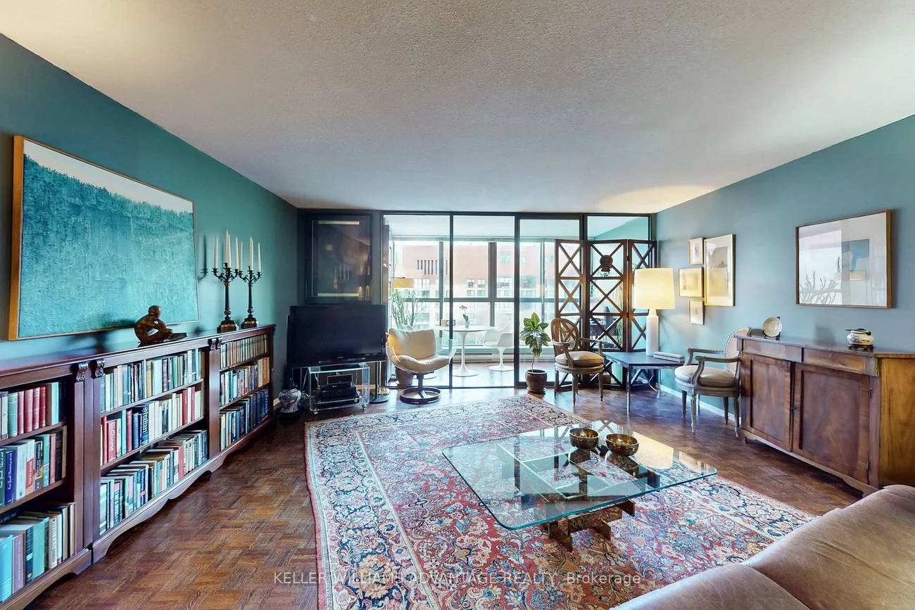 35, Church, Church-Yonge Corridor, Toronto