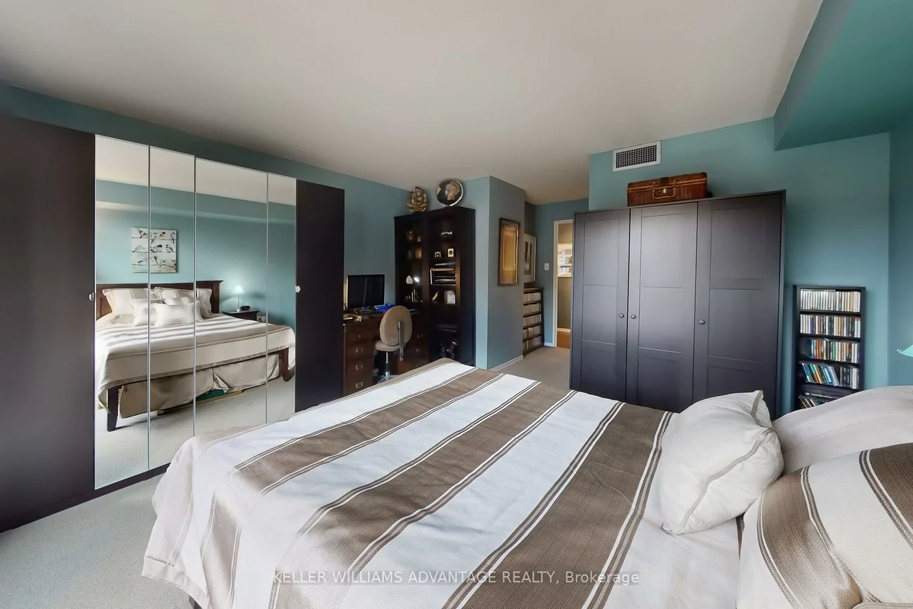 35, Church, Church-Yonge Corridor, Toronto