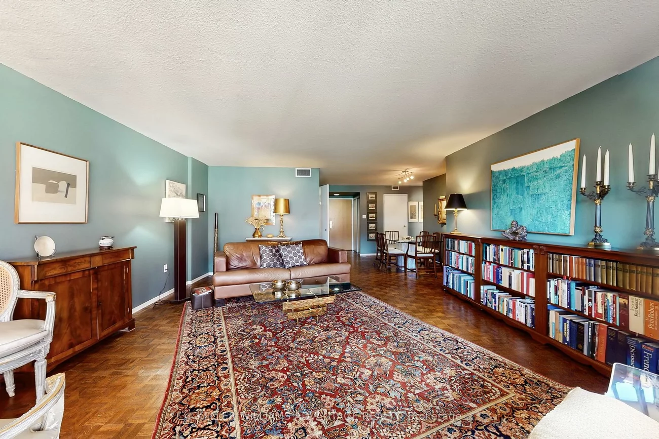 35, Church, Church-Yonge Corridor, Toronto