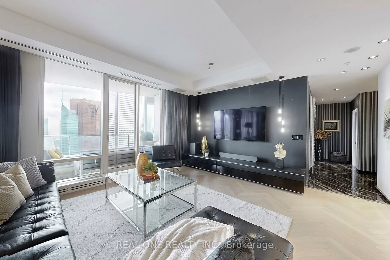 180, UNIVERSITY, Bay Street Corridor, Toronto