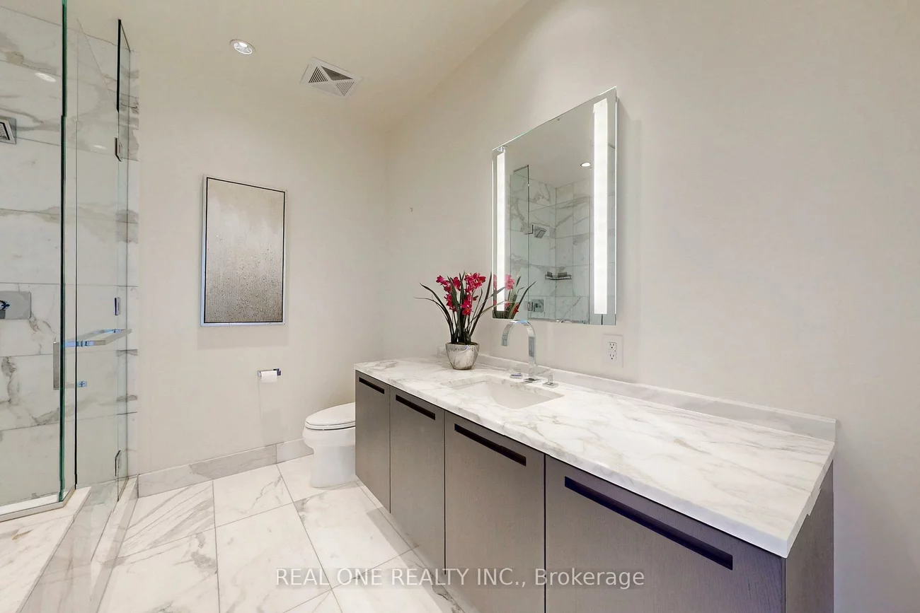 180, UNIVERSITY, Bay Street Corridor, Toronto