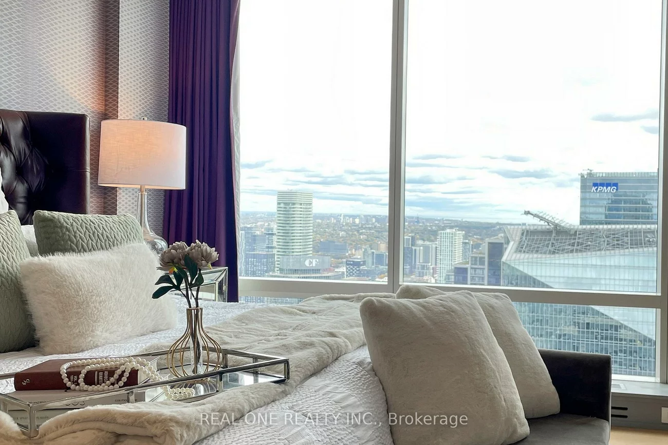 180, UNIVERSITY, Bay Street Corridor, Toronto