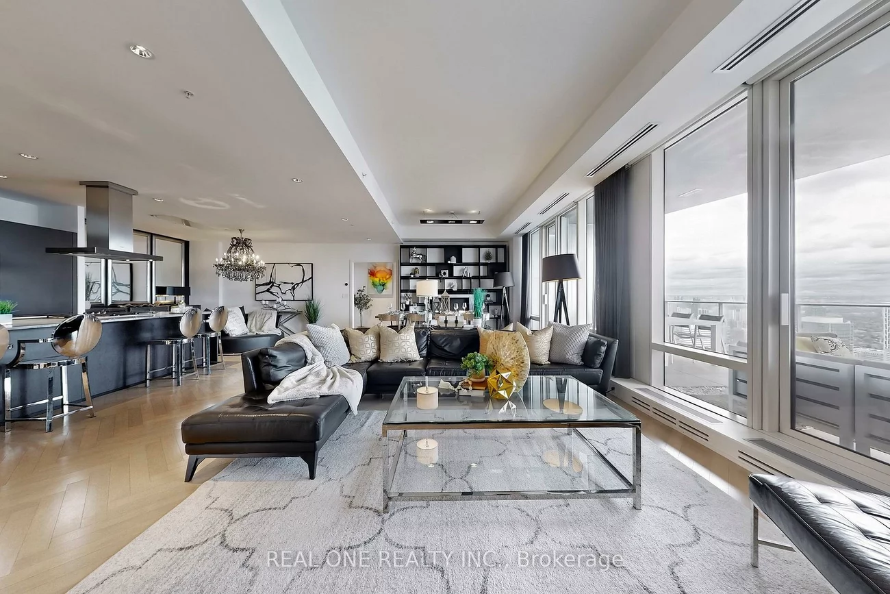 180, UNIVERSITY, Bay Street Corridor, Toronto