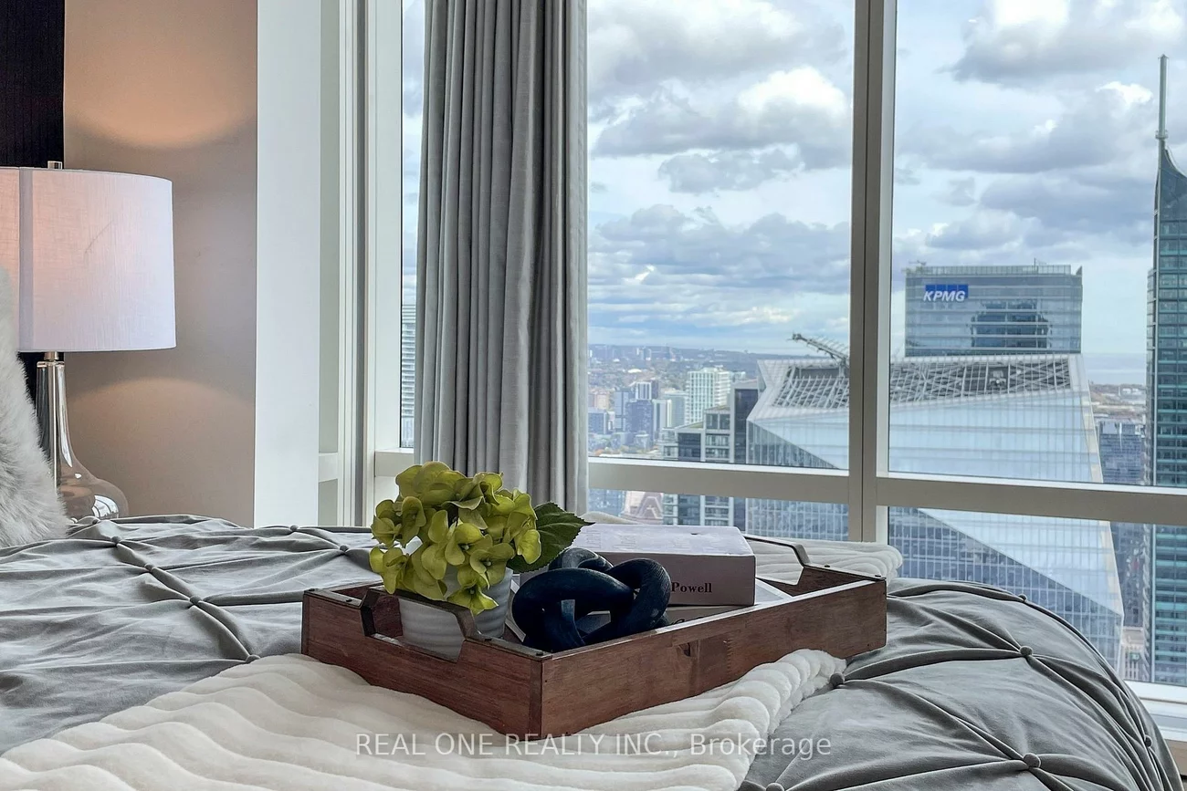 180, UNIVERSITY, Bay Street Corridor, Toronto