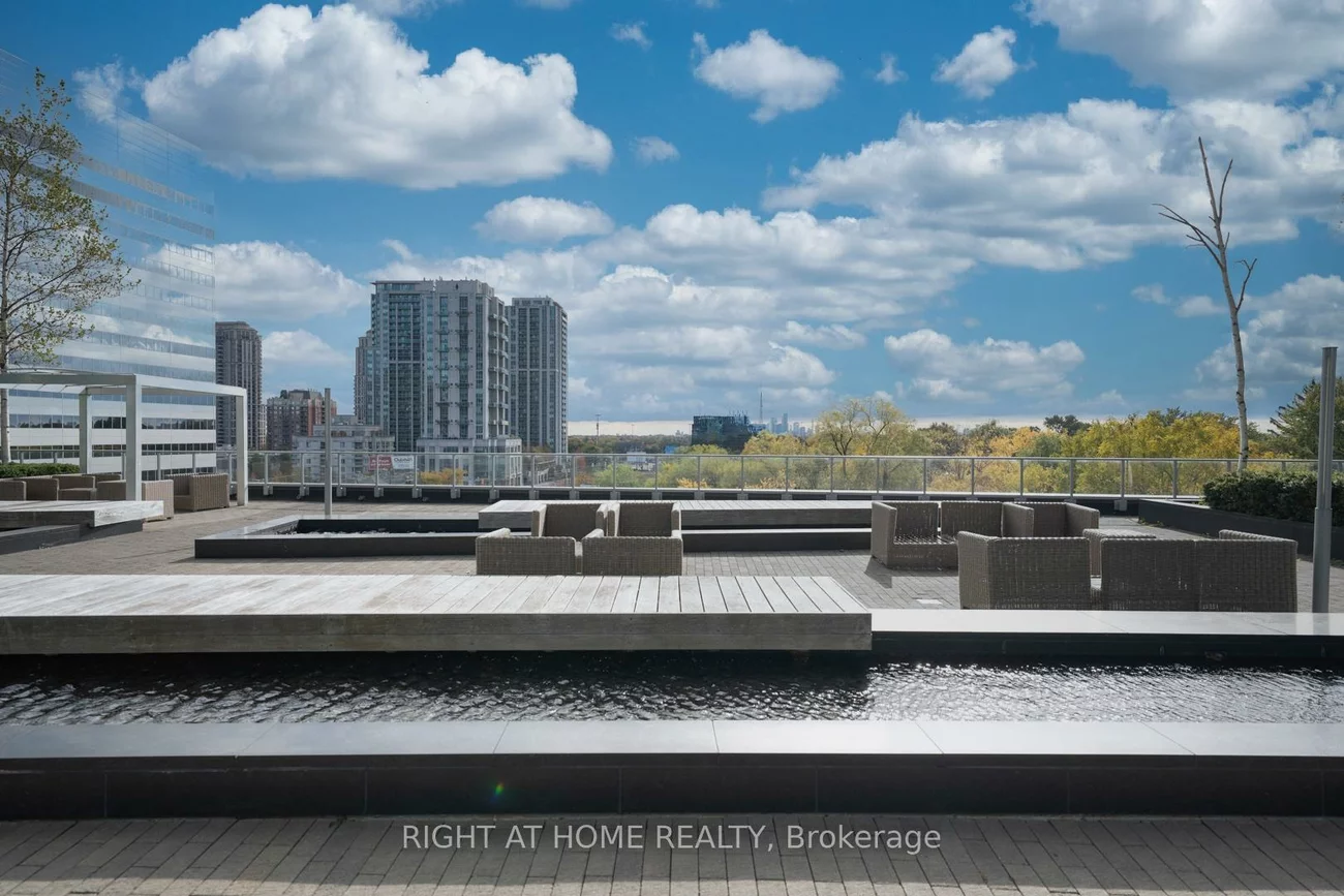 9, Bogert, Lansing-Westgate, Toronto