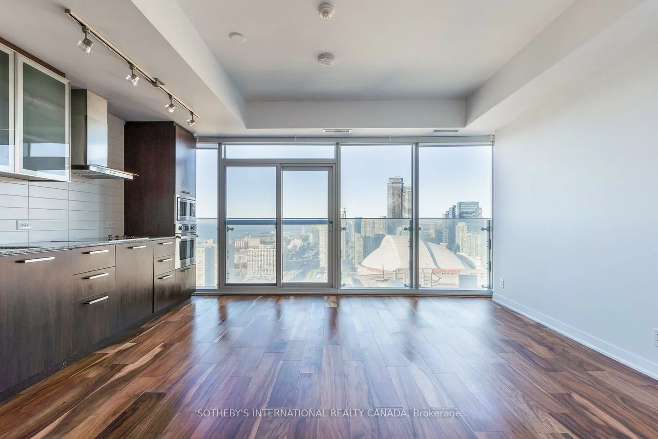 12, York, Waterfront Communities C1, Toronto