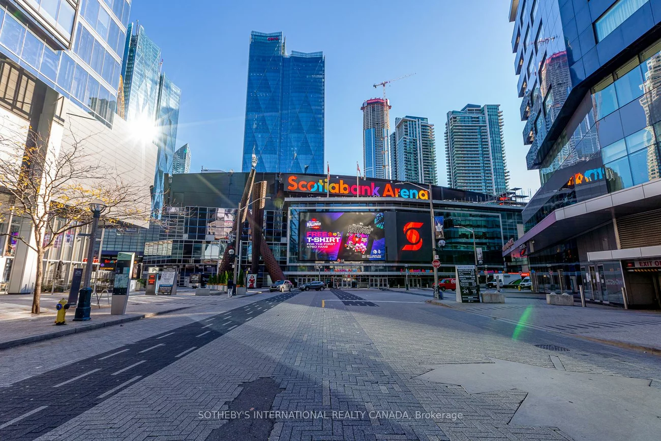 12, York, Waterfront Communities C1, Toronto