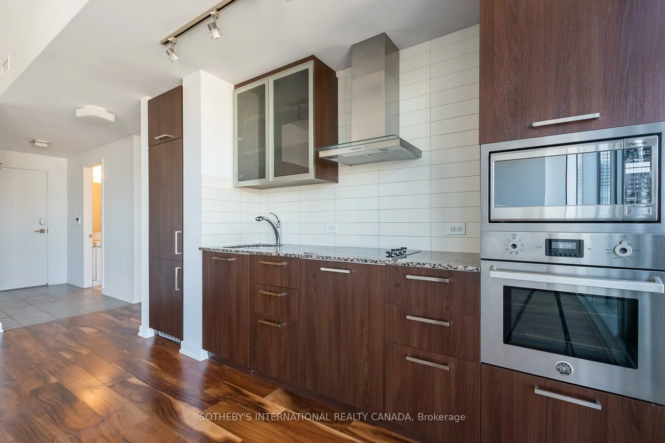 12, York, Waterfront Communities C1, Toronto