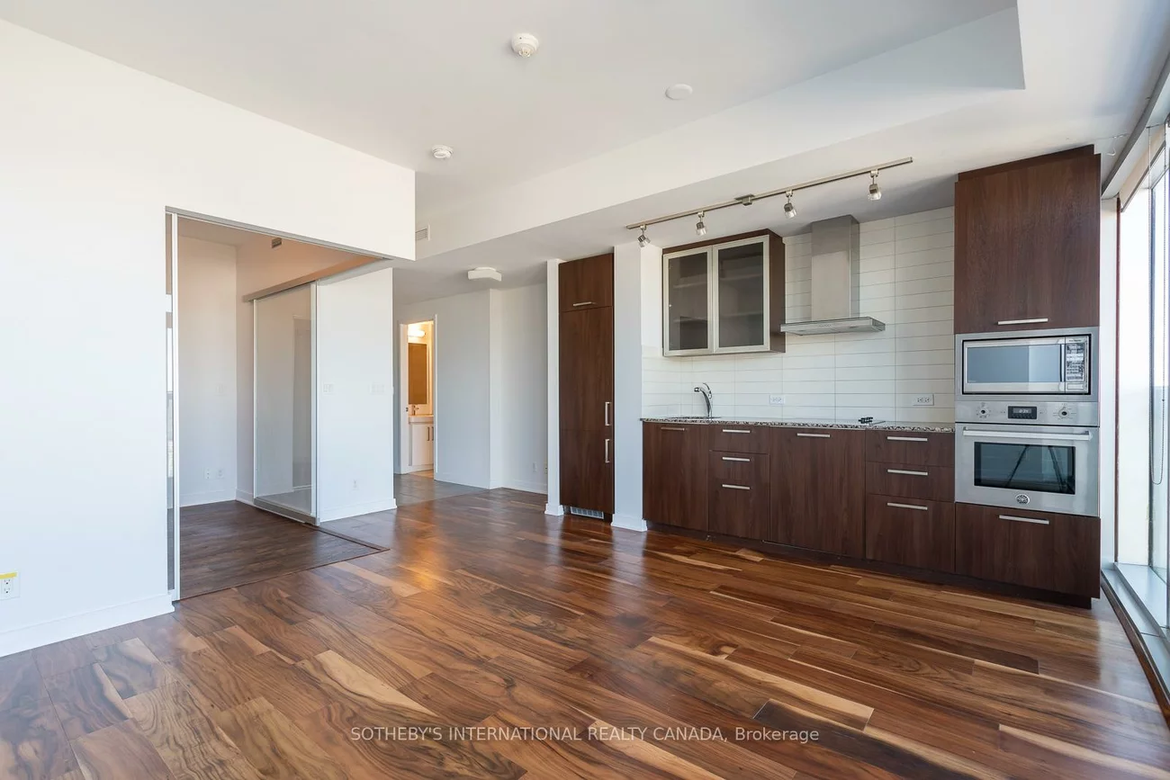 12, York, Waterfront Communities C1, Toronto