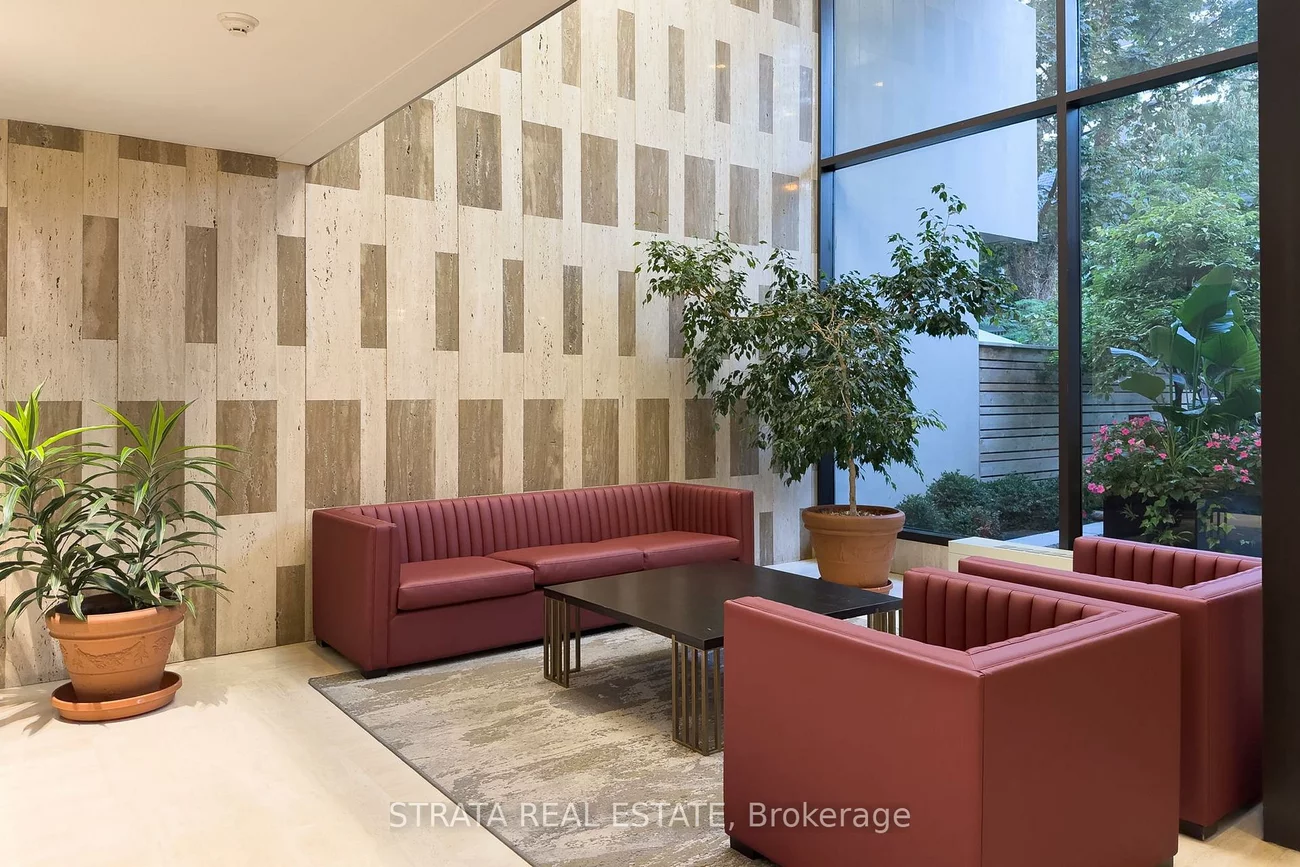 86, Gloucester, Church-Yonge Corridor, Toronto