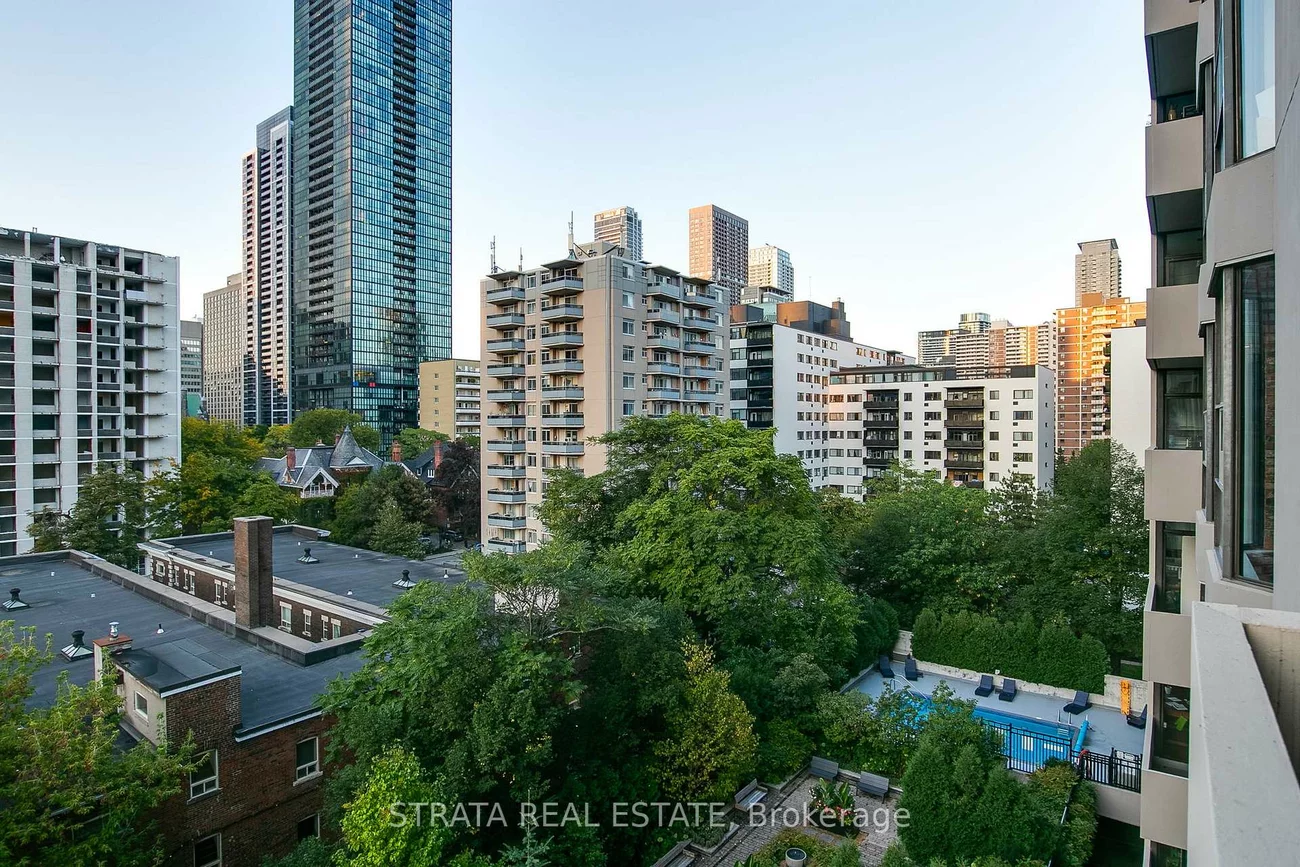 86, Gloucester, Church-Yonge Corridor, Toronto