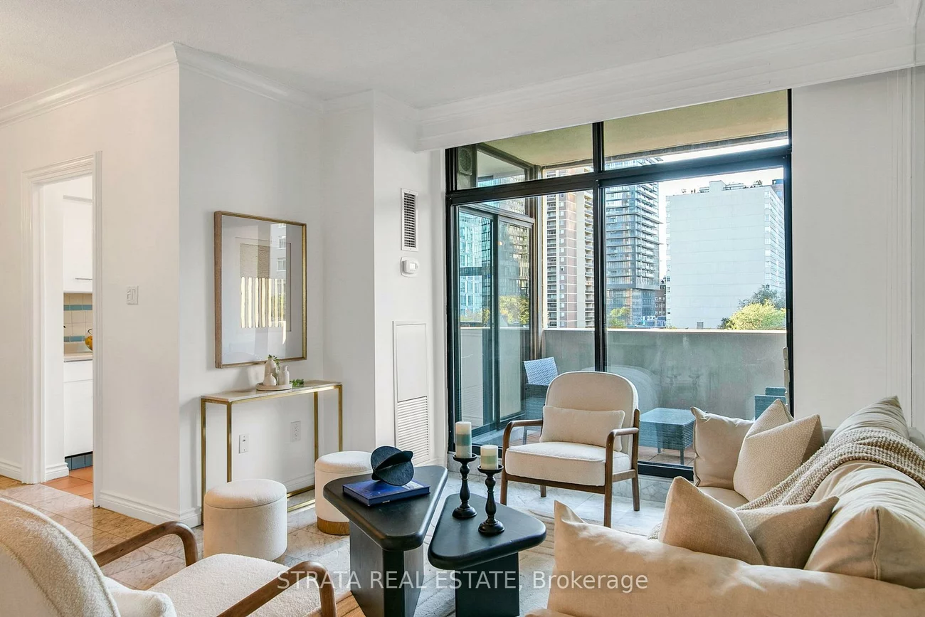 86, Gloucester, Church-Yonge Corridor, Toronto