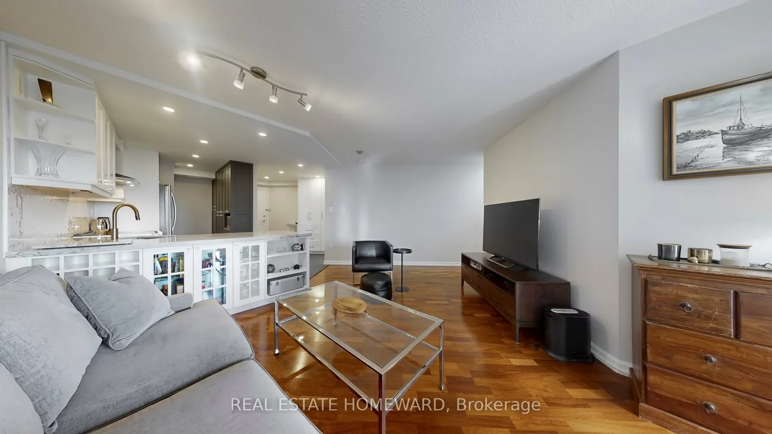 77, Maitland, Cabbagetown-South St. James Town, Toronto