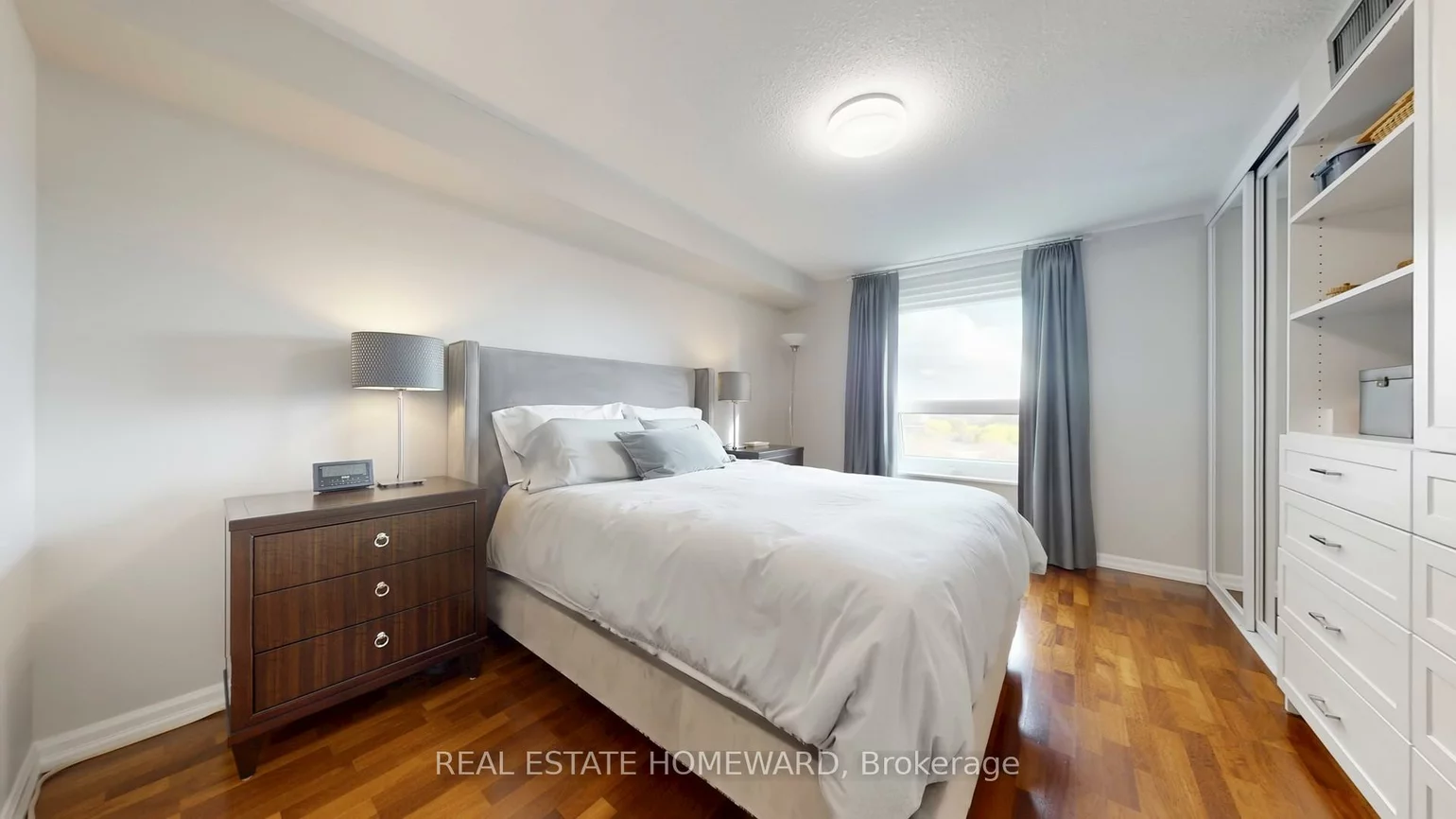 77, Maitland, Cabbagetown-South St. James Town, Toronto