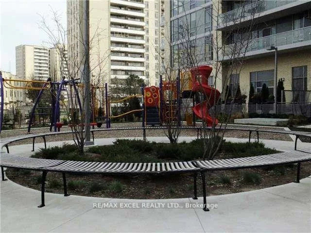 62, Forest Manor, Henry Farm, Toronto