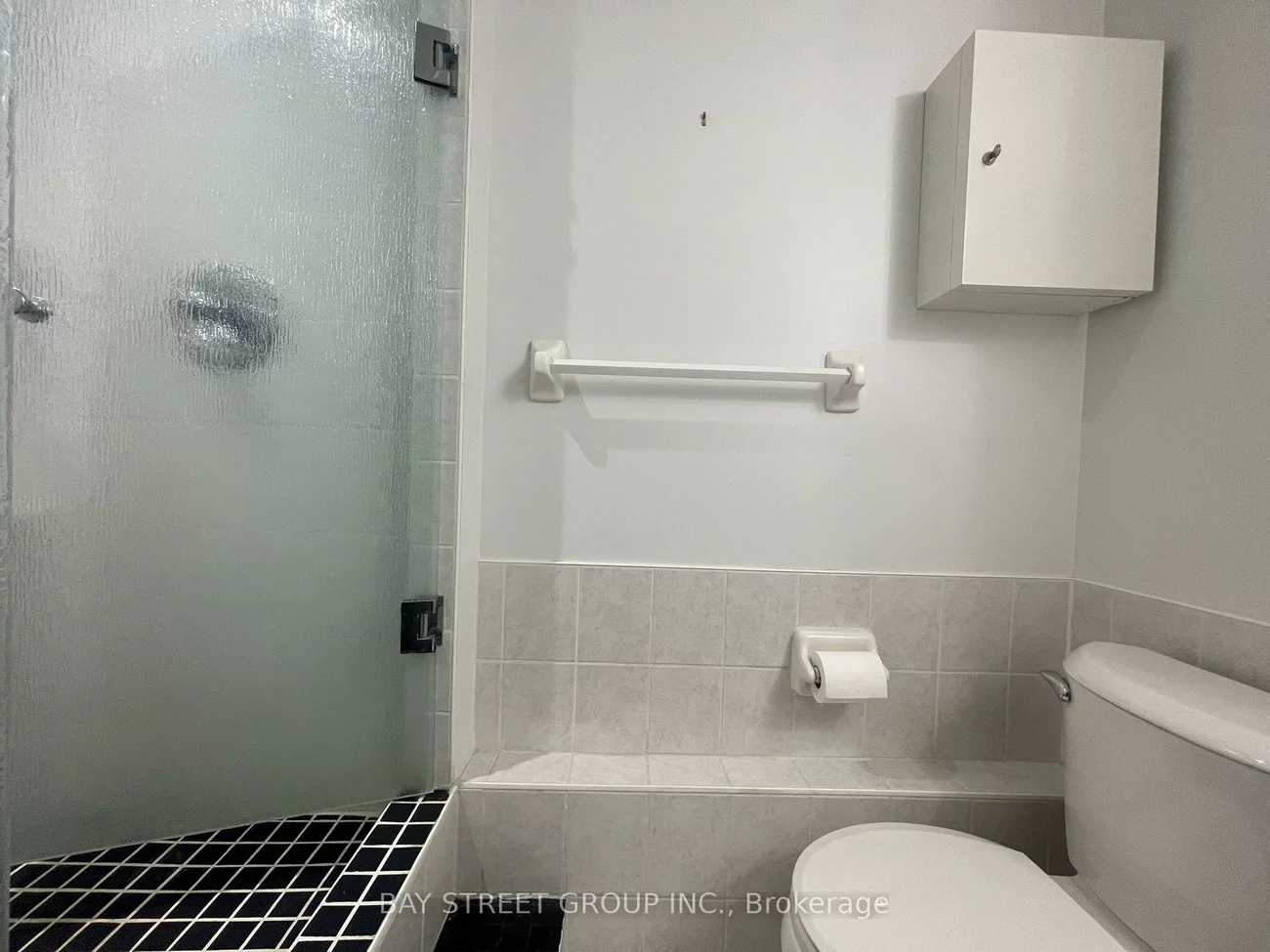 736, Bay, Bay Street Corridor, Toronto