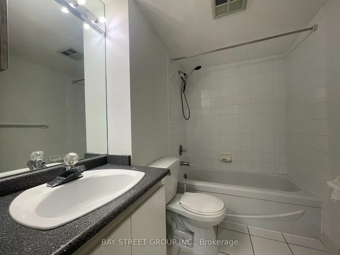 736, Bay, Bay Street Corridor, Toronto