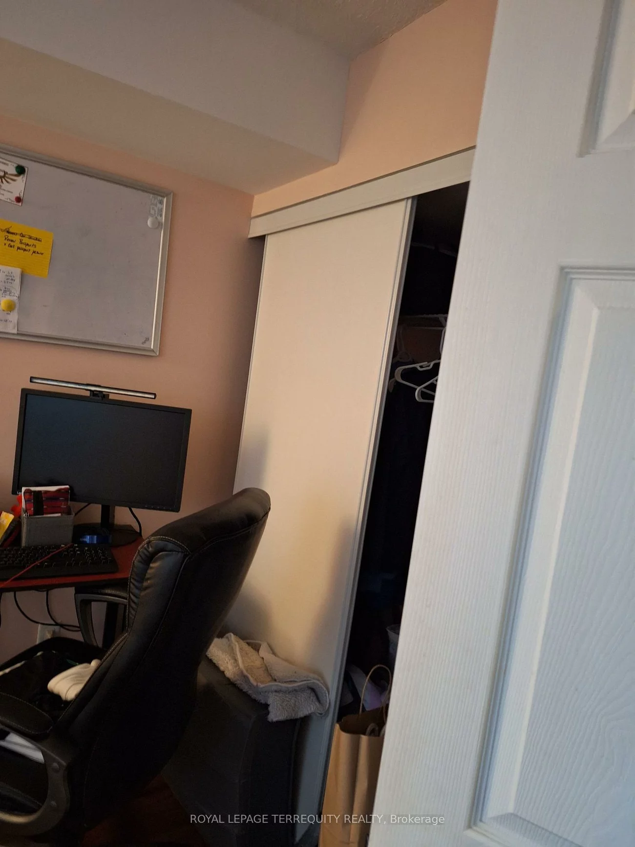 153, Beecroft, Lansing-Westgate, Toronto