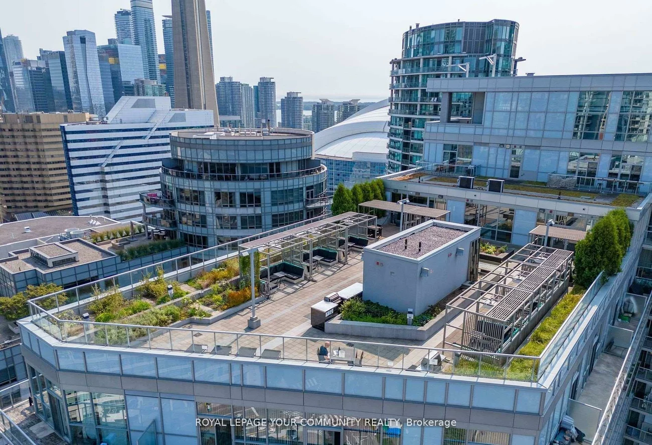 352, Front, Waterfront Communities C1, Toronto