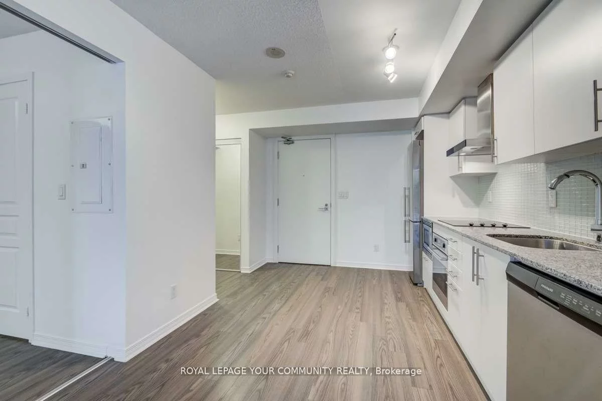 352, Front, Waterfront Communities C1, Toronto