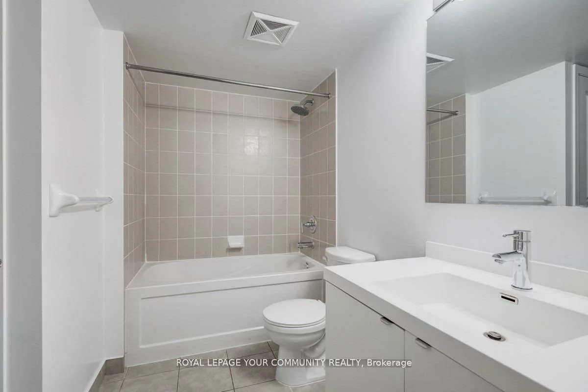 352, Front, Waterfront Communities C1, Toronto