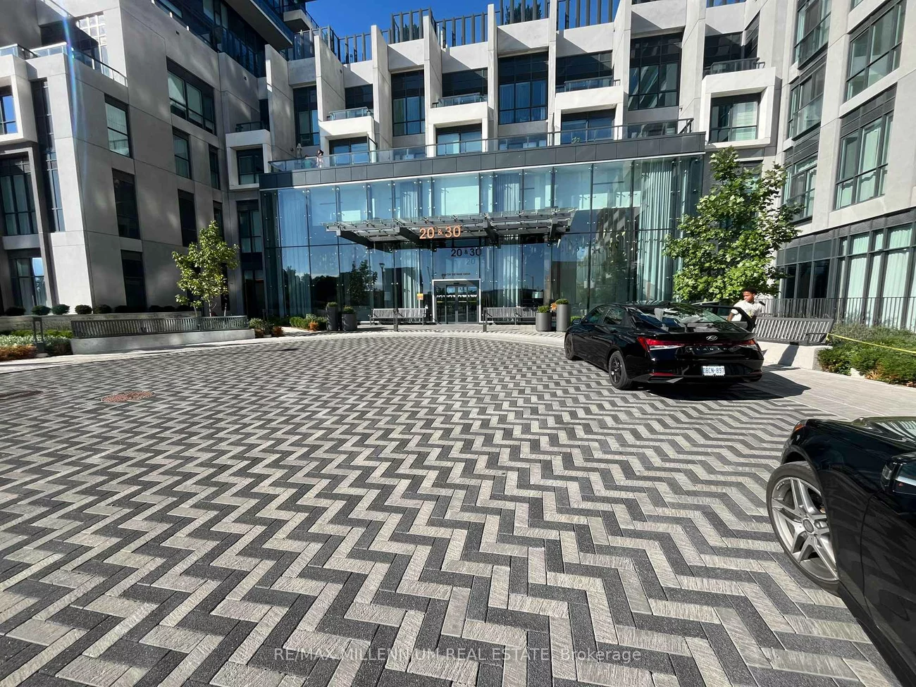 30, Inn On The Park, Banbury-Don Mills, Toronto